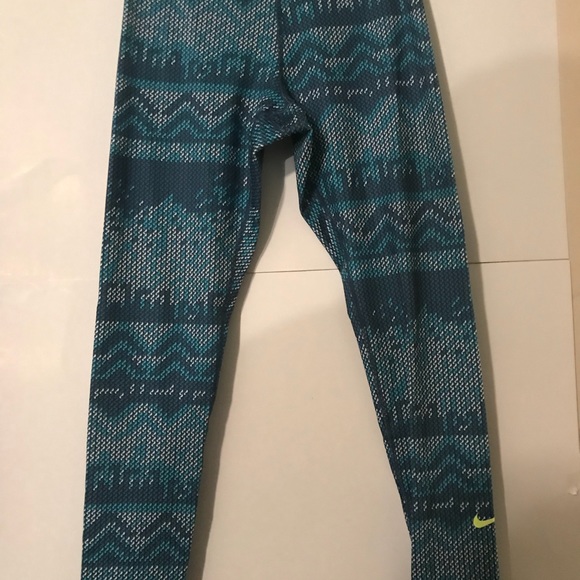 Nike Pro Dri-Fit legging - Picture 3 of 5